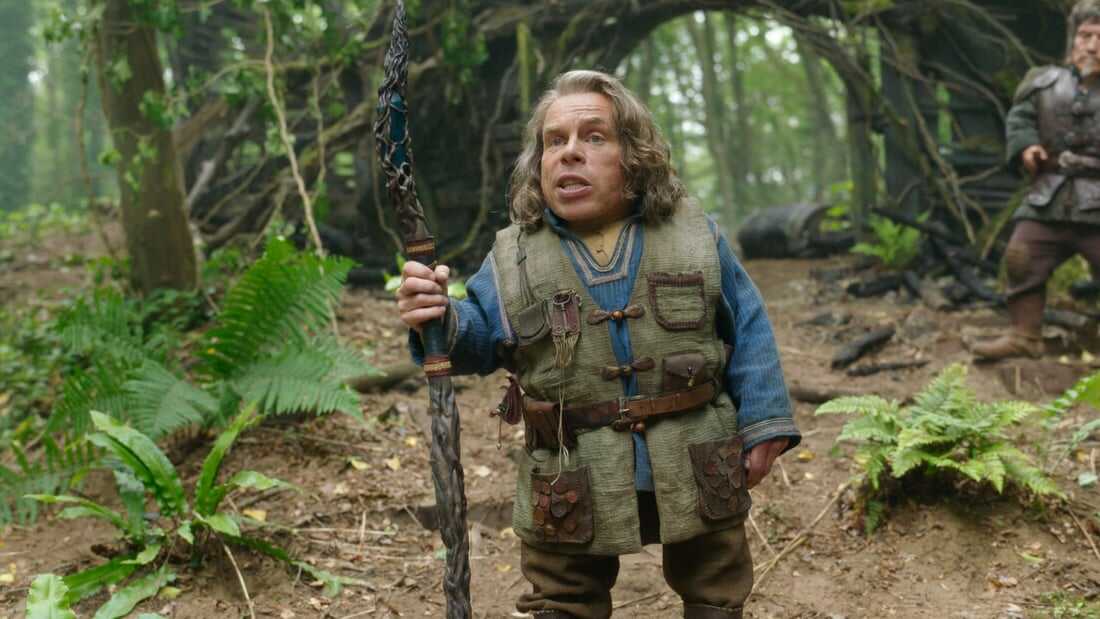 Warwick Davis - 3'6"