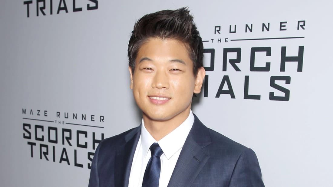 Ki Hong Lee