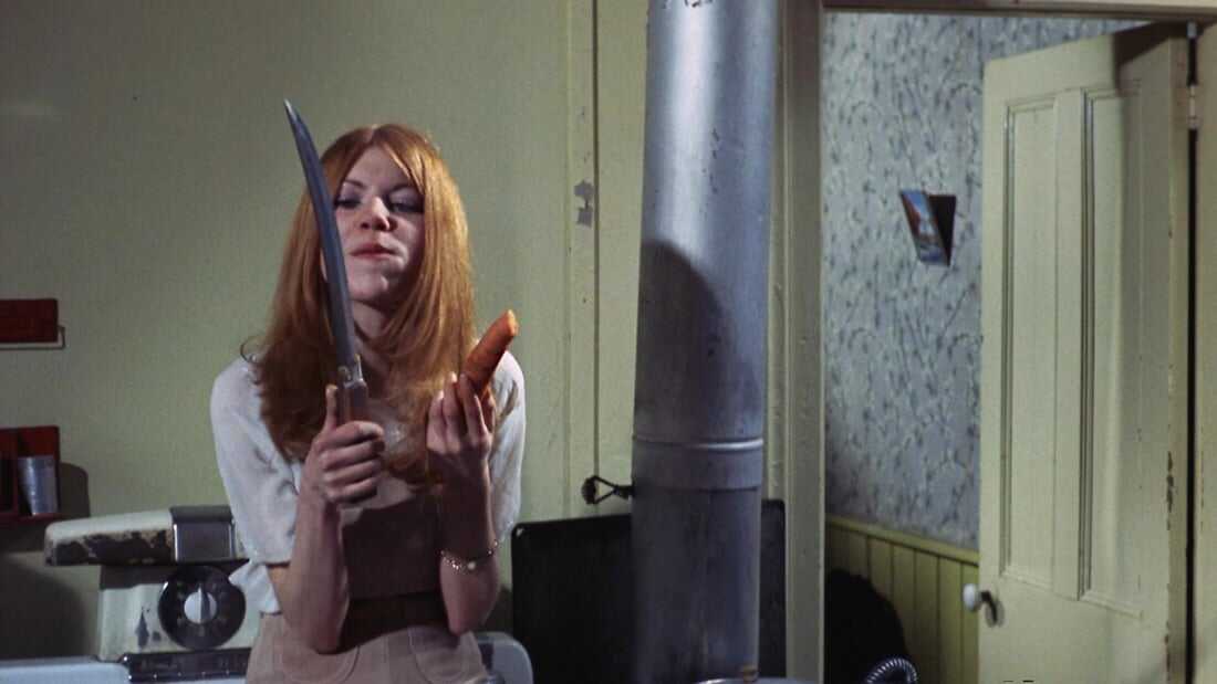 Cannibal Girls (1973)