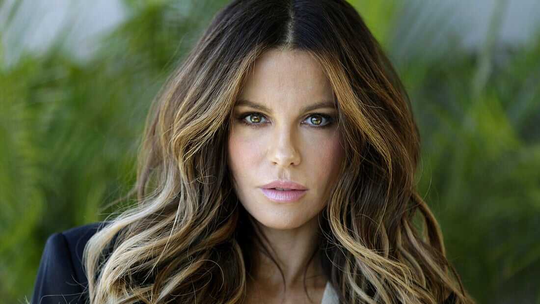 kate beckinsale (july 26, 1973)