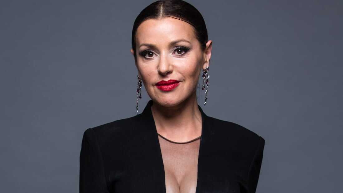 Tina Arena