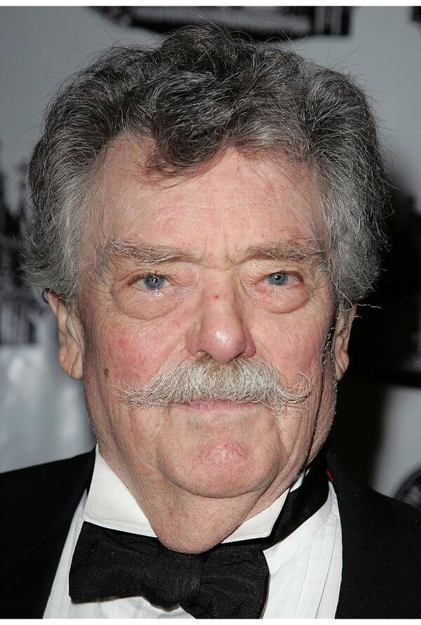 Bernard Fox