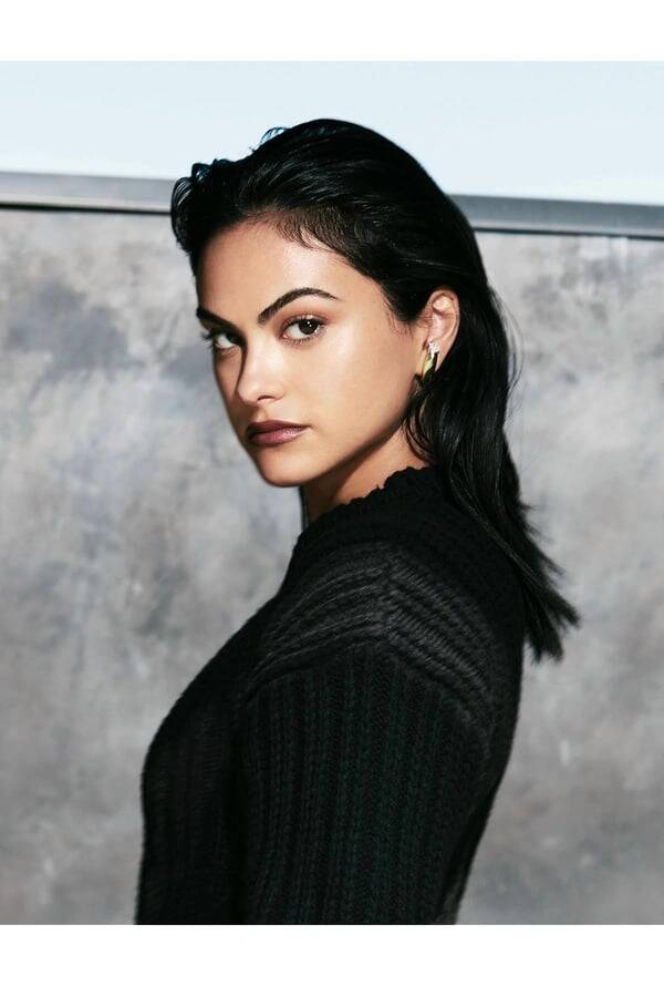 Camila Mendes