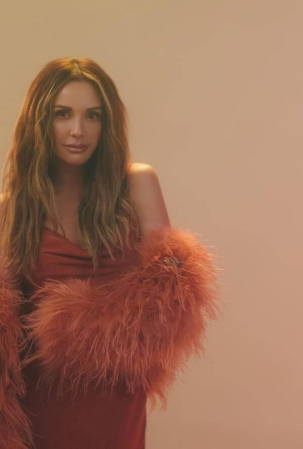 Carly Pearce