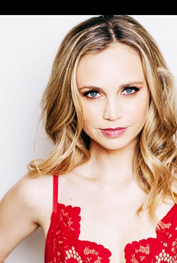 Fiona Victoria Gubelmann