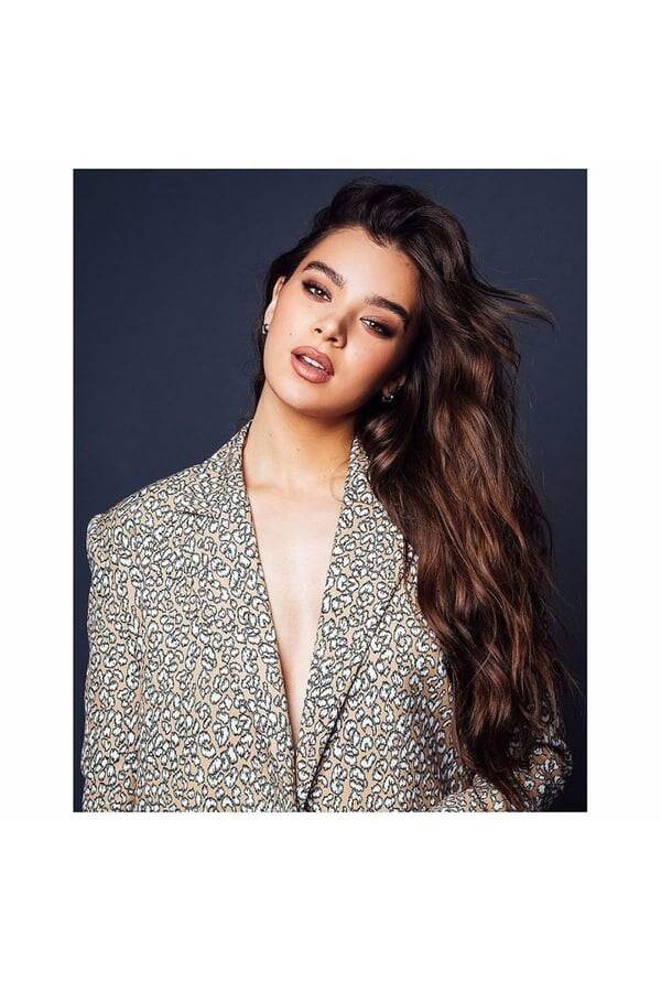 Hailee Steinfeld