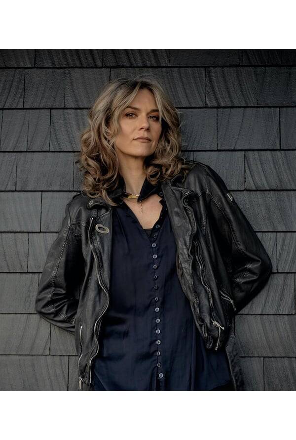 Hilarie Ros Burton