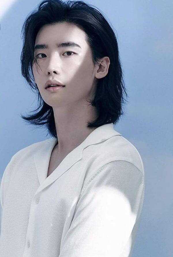 Lee Jong-suk