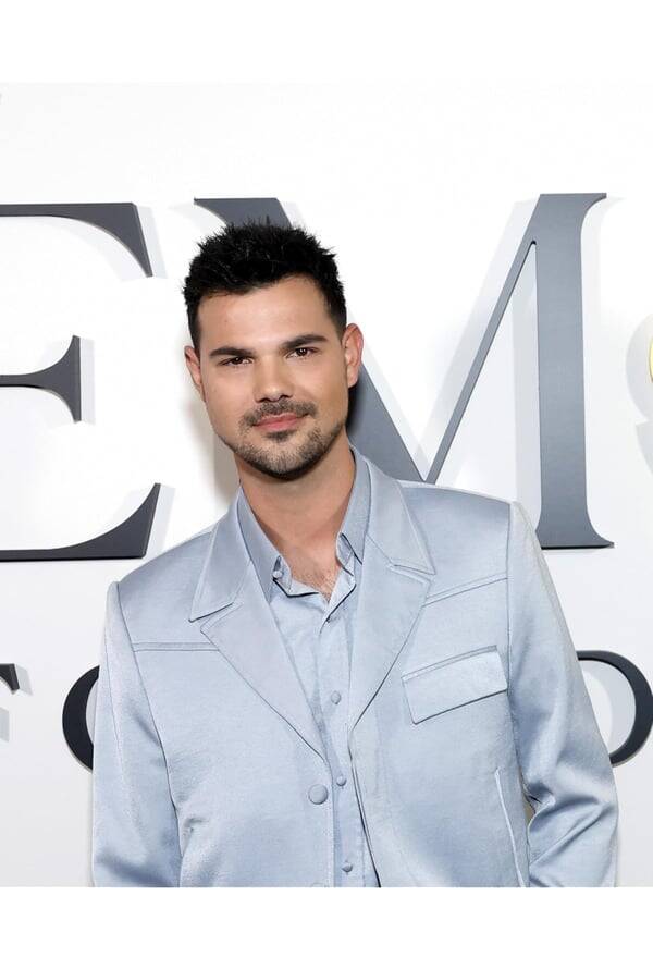 Taylor Lautner
